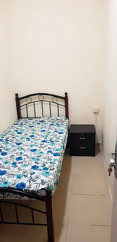 Fully Closed Partition Behind Mall of Emirates  Albarsha1