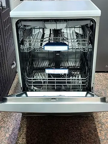 Bosch Brand  Flawless Dishwasher for Sale