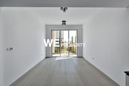12 CHEQUE OPTION | HIGH FLOOR | AVAILABLE 30 APRIL