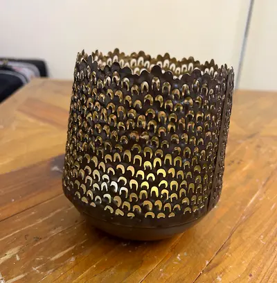 Elegant Gold Candle Holder for Home Decor