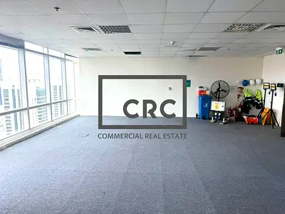 HIGH FLOOR | LAKE VIEW | PREMIUM FURNISHED OFFICE