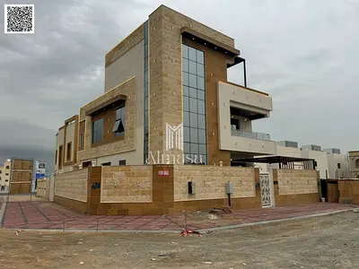 فرصه لامتلاك فيلا كورنر وعلي الطريق الرئيسي مباشر مع مسبح ورووف ومكان لتركيب مصعد بسعرشامل الكهرباء والمياء