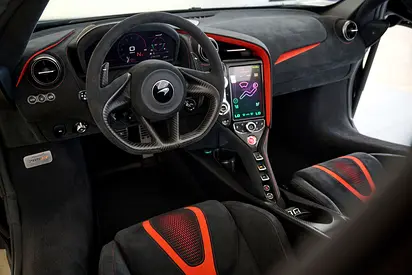 صورة 11 لـ 2022 Mclaren 765LT