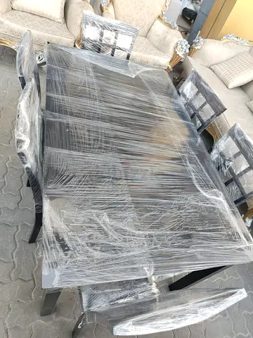 6 chairs with table good condition