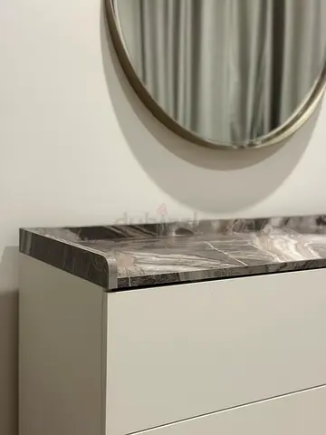 Vanity