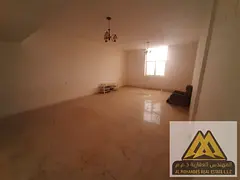 Three-bedroom apartment with a master living room, three balconies, three bathrooms, excellent space