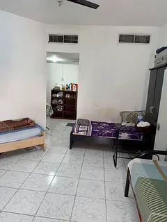 Executive Master Bed Space Available - Oud Metha - Attached Washroom  Balcony - Only Indian  Pak