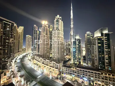 Luxurious 2 BrApartment | High Floor