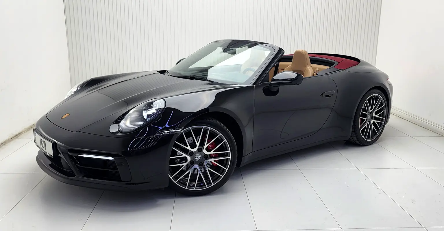 Porsche 911 2023 — photo 1 of 16