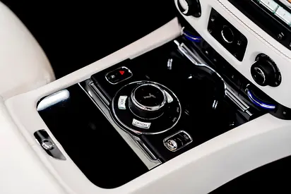 صورة 15 لـ 2020 ROLLS-ROYCE DAWN