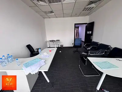 SEPARATE OFFICE | PRIME LOCATION | READY TO MOVE