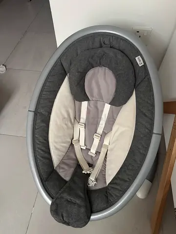 Baby swing