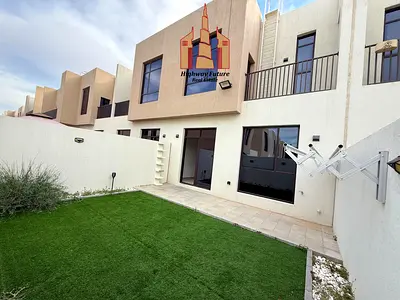 Elegant 2BR Townhouse with Maidroom + Wardrobes in Nasma