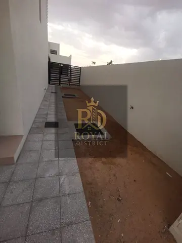 LUXURIOS TOWN HOUSE | FLEXIBLE INSTALLMENT | HIGH ROI | PRIME LOCATION
