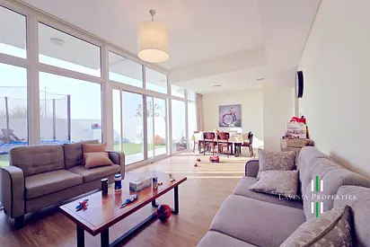 FURNISHED 3BHK+5B | SINGLE ROW | UPGRADED FLOORING