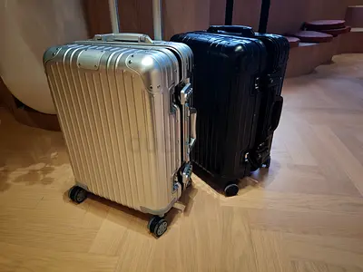 Suitcase aluminum