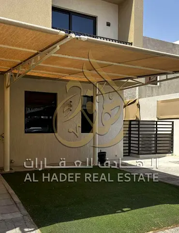 فيلا مفروشة للبيع في نسمة الطي الشارقة | زاوية | تملك حر للعرب | 3 غرف | موقع مميز قرب الحديقة