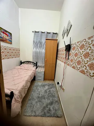 Closed Partition with window only females apartment