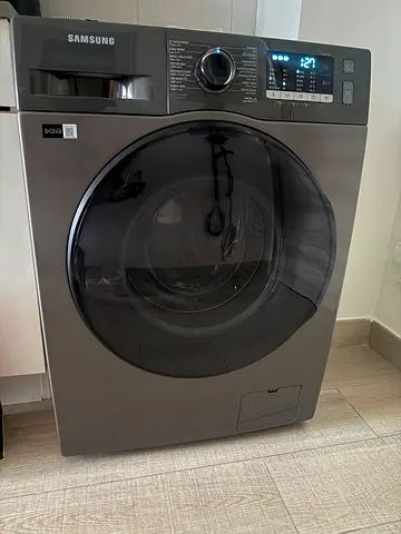 Samsung 8kg washer dryer (warranty 2026)