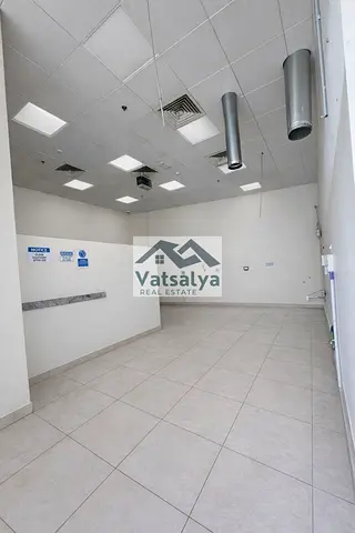 Street-Facing Shop | Corner Glass Frontage | Majan