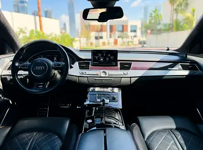 2016 AUDI S8 — миниатюра 20