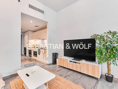 Furnished Studio | Belgravia Square A | JVC