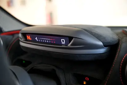 صورة 15 لـ 2022 Mclaren 765LT