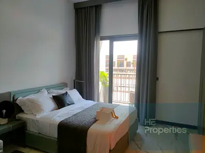 FULLY FURNISHED | READY TO MOVE | BIG LAYOUT