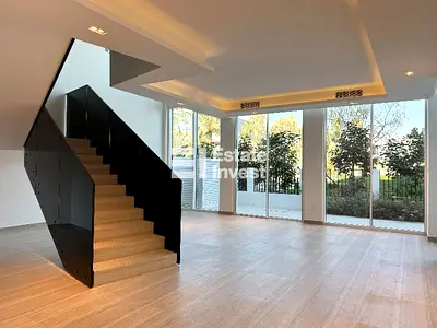 ROOFTOP TERRACES / SWIMMING POOLS