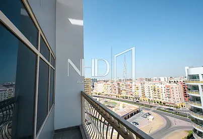 Prime Location in Belvedere | 2 Balconies & Covered Parking