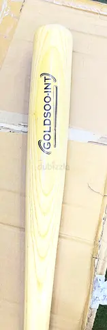GOLDSSOINT wooden cricket bat - good condition
