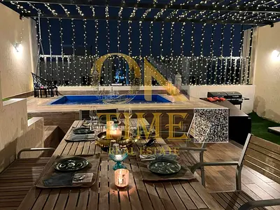 فرصة لايجار السنوي فيلا بمسبح مفروشه بالكامل فرش vip  تشطيبات ممتازه , موقع استراتيجي