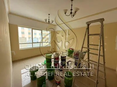 هل تحلم بالسكن في أرقى وجهات الشارقة وأكثرها حيوية غرفة وصالة بتوزيع مريح