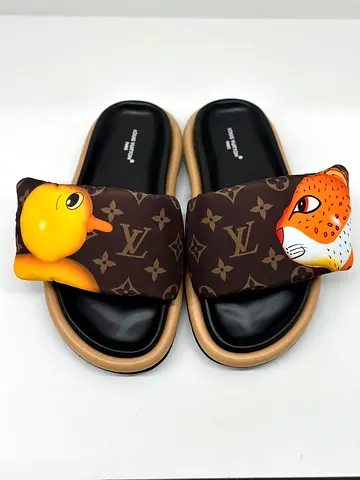 Louis Vuitton Pool Pillow Flat Comfort Mule – Size 35