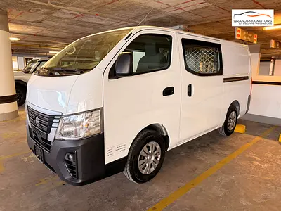 Nissan Urvan NV350 6 Seater Manual 2023 Model GCC Specs With Service History In Perfect Condition