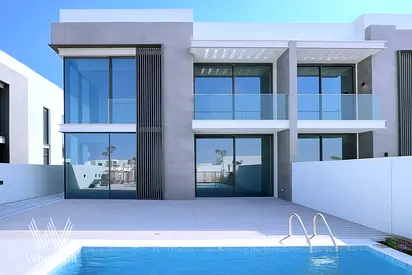 Private Pool | Canal Views | Closed Kitchen | Maid's Room