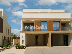 Single Row | Fitted Kitchen | Landscaped