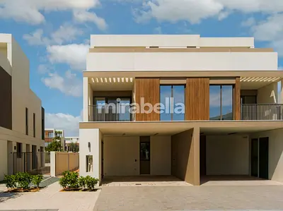 Single Row | Fitted Kitchen | Landscaped