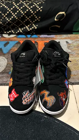 NIKE SB DUNKS X NECKFACE 7.5US