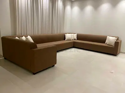 Brand New Luxury Couch – Modern Look  Feel
