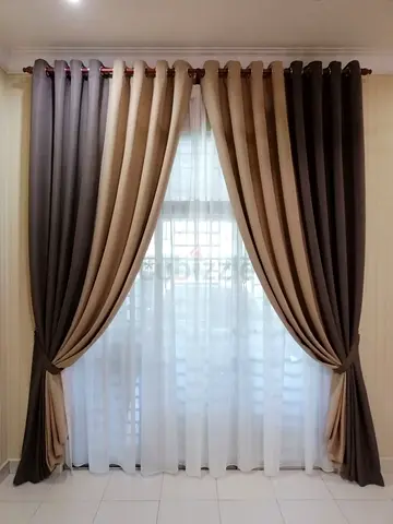 Elegant Two-Tone Curtain Set