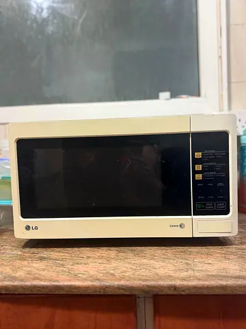 Microwave oven LG for sale