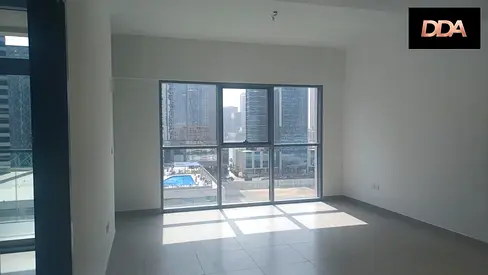 DOWNTOWN LIVING | MID FLOOR | BALCONY | FOR RENT