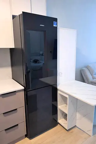 Hitachi bottom fridge and freezer