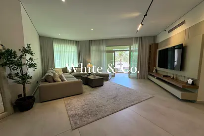 Direct Beach |Fully Renovated |Furnished
