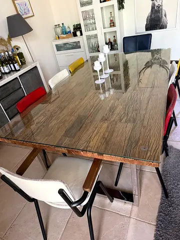 Dinning table