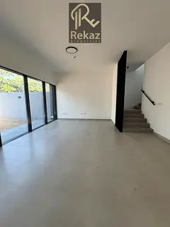 CORNER UNIT 3BEDROOM TH | FOR SALE KAYA |