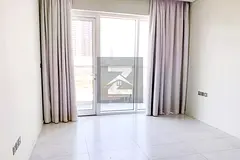 27 April |Spacious 1BR + Laundry | Park View