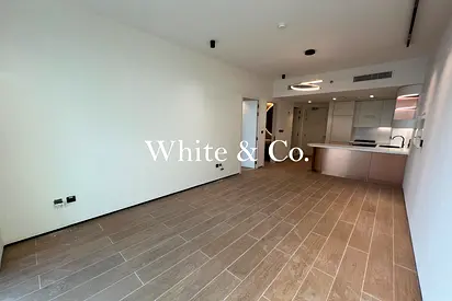 NEW | MODERN | SPACIOUS AND BRIGHT