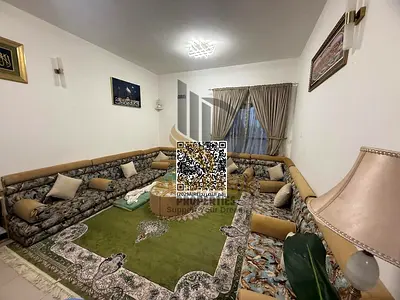 شقة غرفتين وصالة للبيع في أبراج الخور بإطلالة بحرية